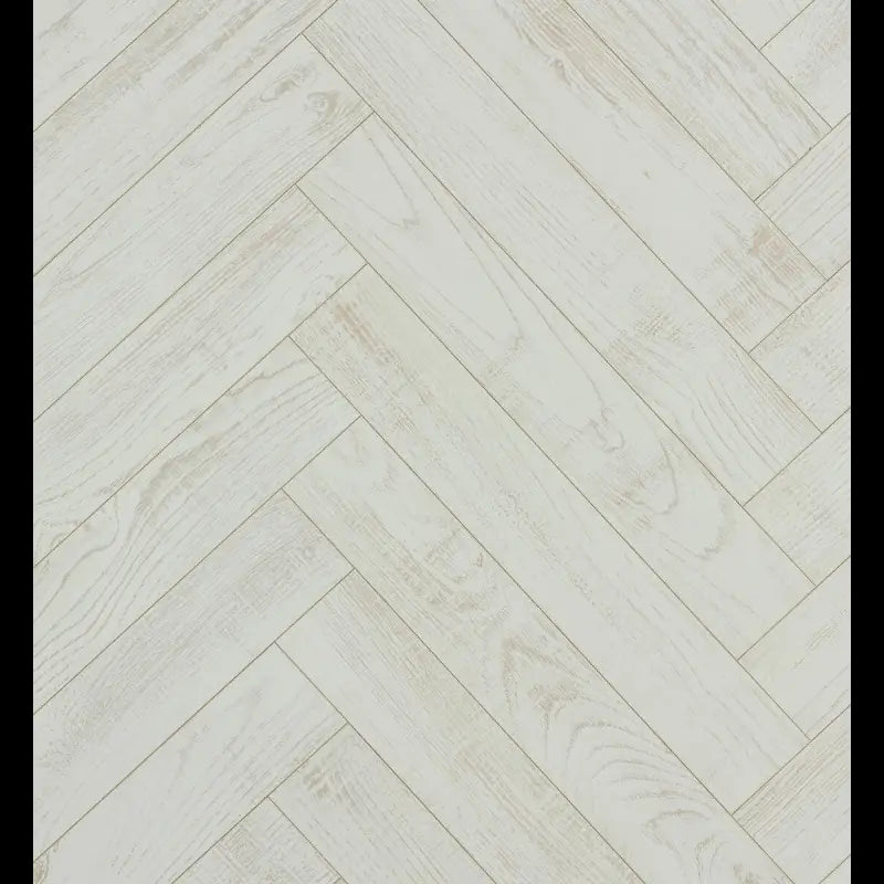 Chestnut White Chateau+ Chateau